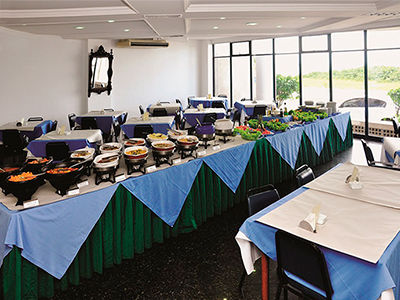 Hostess Hotel Вила Веля Екстериор снимка